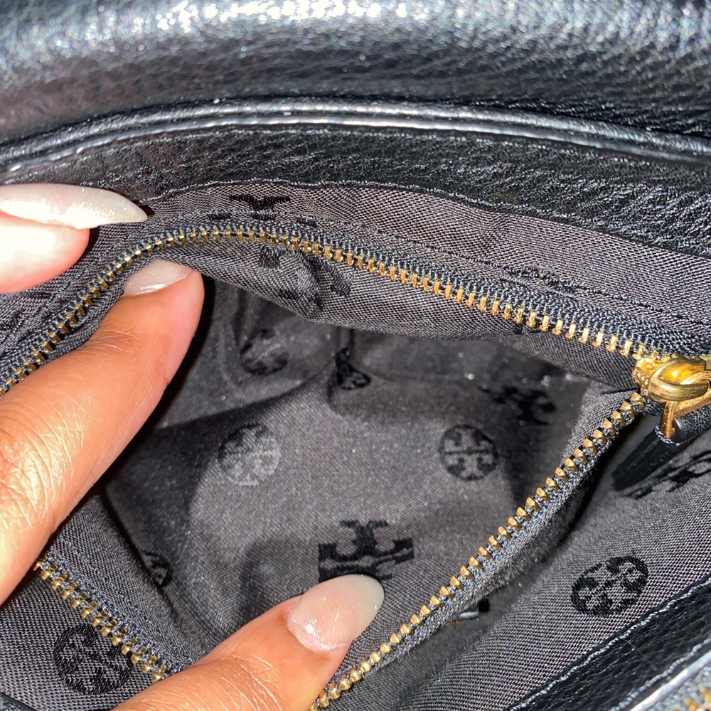 Tory Burch Black Leather Crossbody Bag - Picture 10 of 12